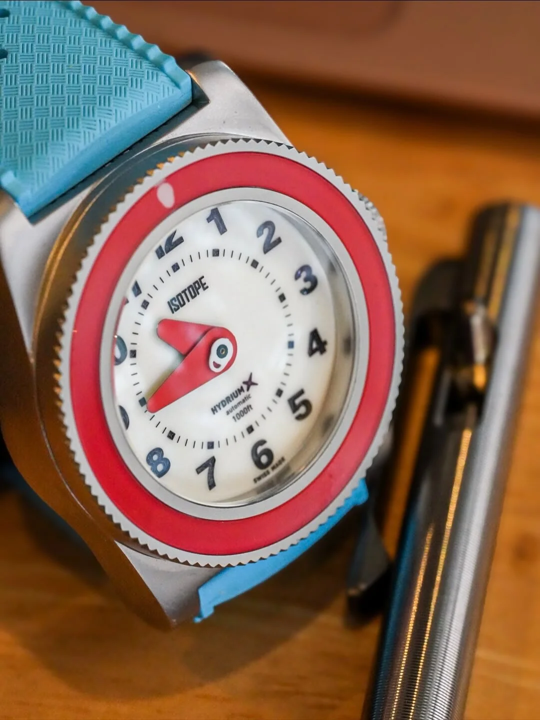 This is an @isotopewatches appreciation post! We all have brand that we just connect with, I personally have a few; but, one of my earliest connections with an independent watch brand was with Isotope. I met Jose at a Windup three years ago and saw m