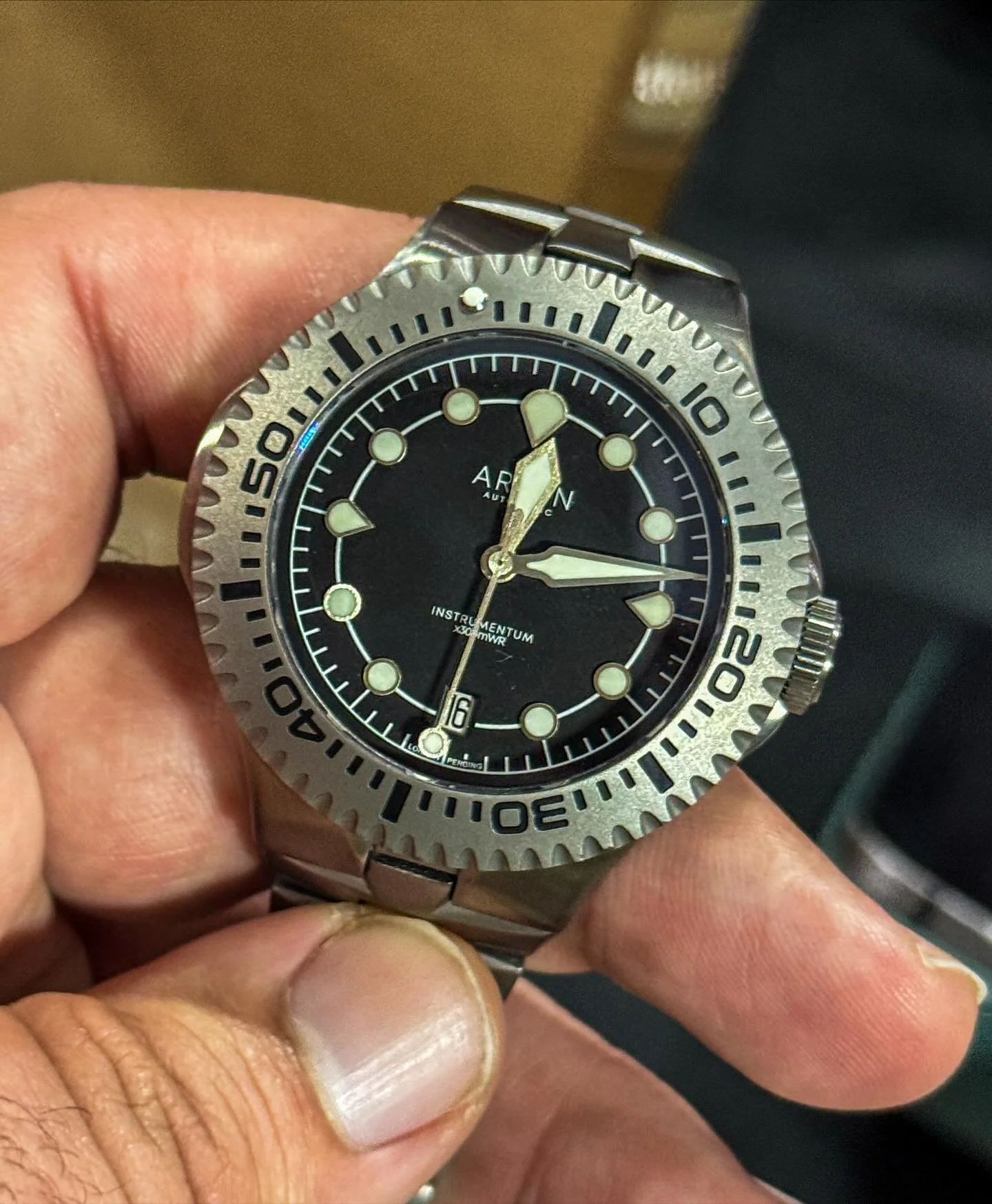 Some awesome watches I saw on the wrists of folks who came by the @moelsandco table this weekend to chat with us!

#arken #seiko #citizen #straum #christopherward #mrjoneswatches #patekphilippe #tudorblackbaychrono #omegaseamaster #benrus #otsukalote