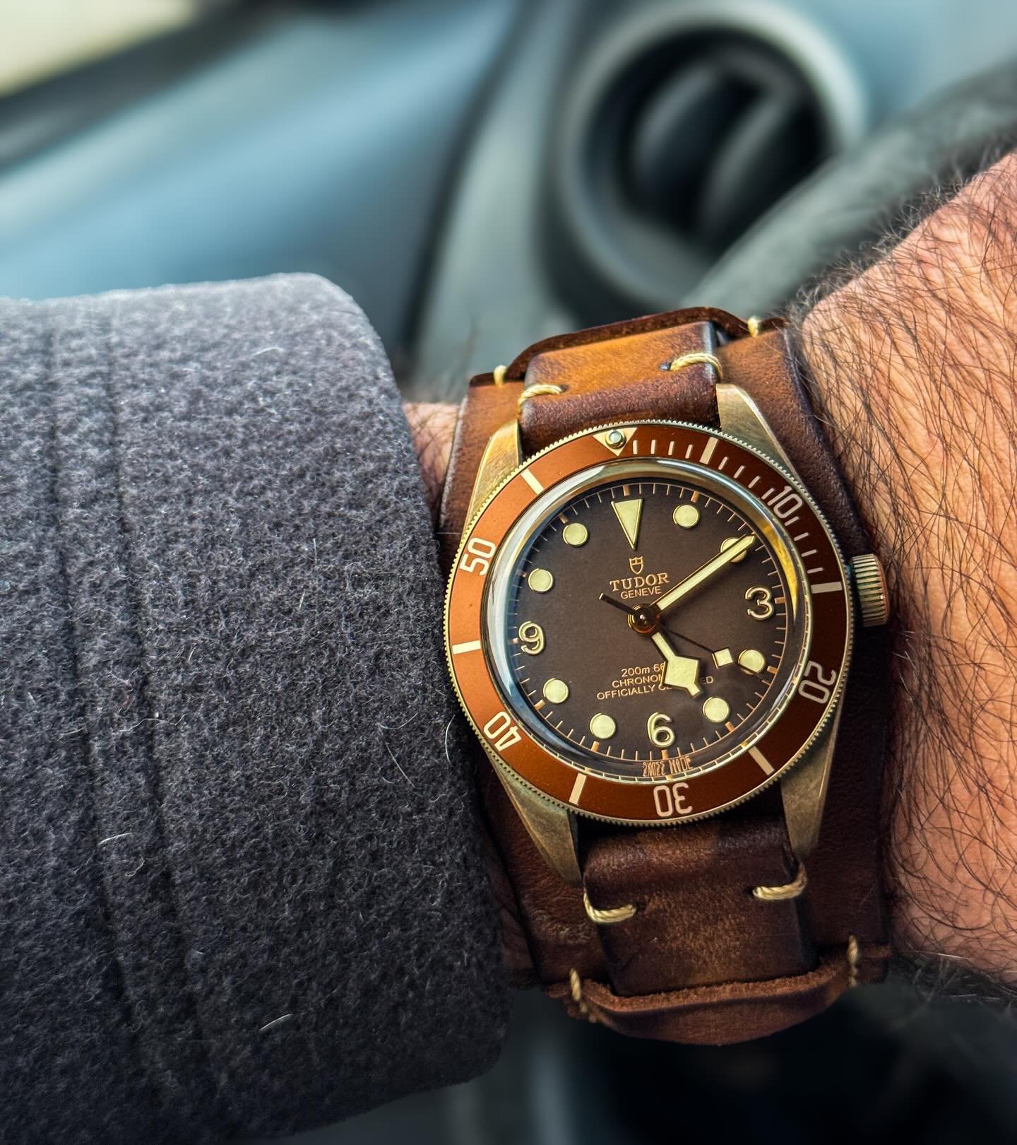 Carry warmth with you&hellip;not just on the wrist, but inside as well 🤎. If you read one article I&rsquo;ve ever written, please read the one I wrote a few weeks ago on Martin Luther King Jr. and his relationship with time as it&rsquo;s something w