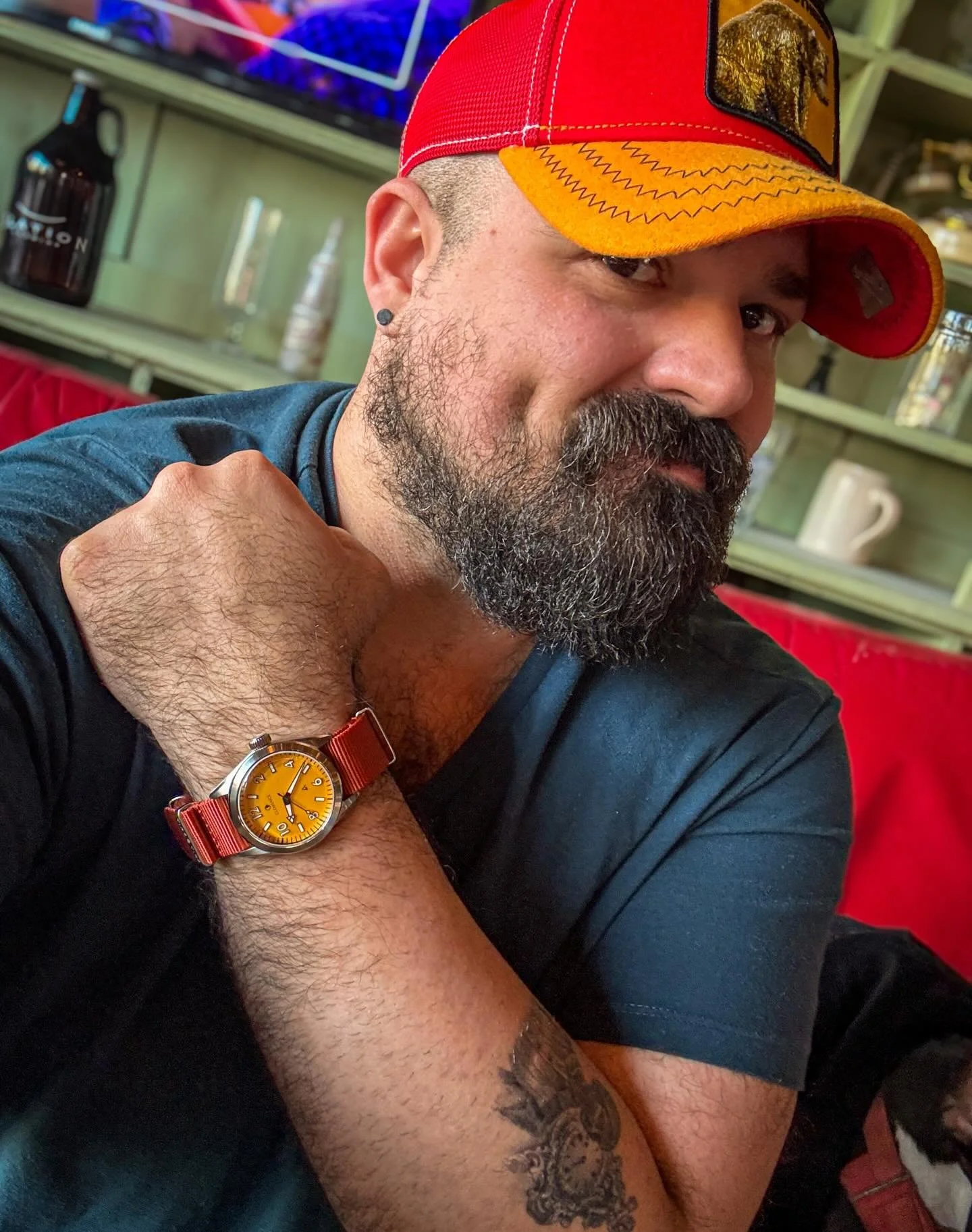 Haven&rsquo;t posted a proper solo #ChrisPose in a while but I&rsquo;m still so pumped about the @barkandjack / @clemencewatches pairing and the fit, that I had to! 

#PoppingCrowns #Watches #watchfam #clemencewatches