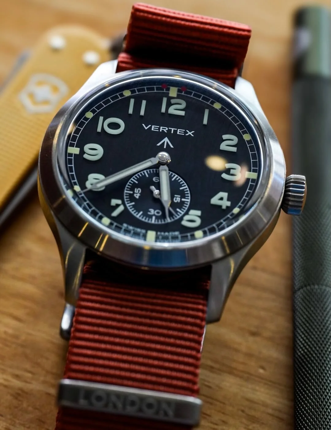 To mark the latest @ataleoftwowristies episode, I give you my @vertexwatches M100A on a @barkandjack x @timetidewatches strap.  @the_mad_watch_collector very generously gave up a couple hours of his time to step in and co-host an episode with me. We 