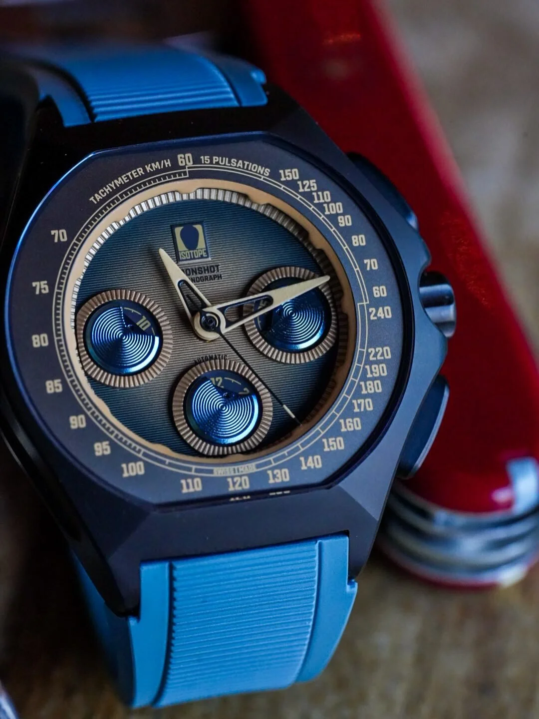 Happy Sunday! Can I just go live on another planet? I don&rsquo;t think NASA will let me, but my @isotopewatches Moonshot gets me closest to thinking I&rsquo;m living on the far reaches. 

So few watches (fuck it, so few brands) do enough to truly di