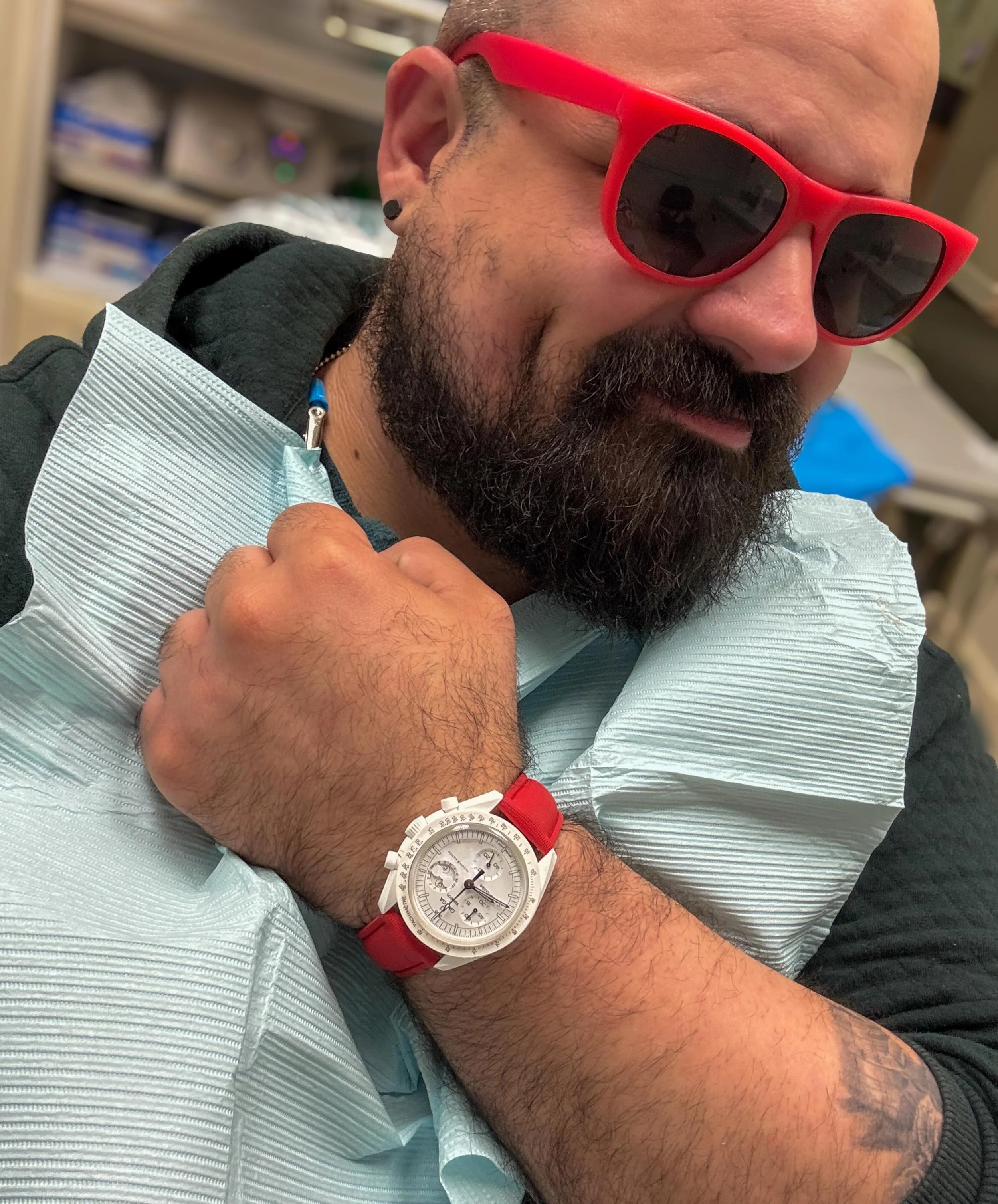 My dentist likes to match the dental sunglasses to my watch and sneakers 🤣. 

In all seriousness, though, this is a mental health post as my dentist took one look at the new photos of my teeth and she asked me if I clench my jaw, and I said that I&r