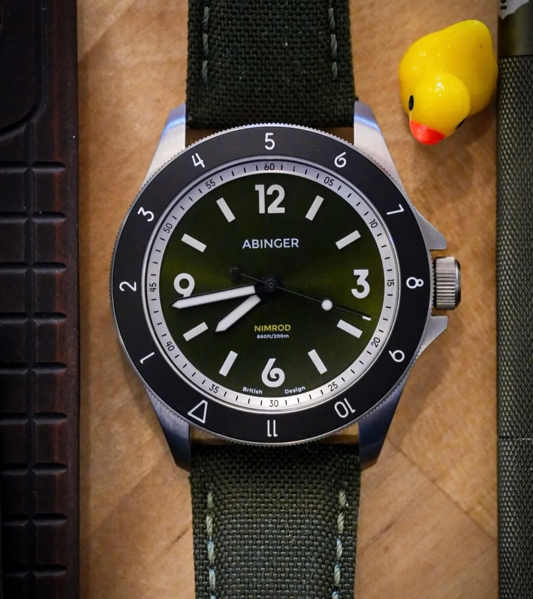 Bringing a few watches on a writing adventure, and since @abingerwatches made the perfect adventure watch with the Nimrod, how could I not bring it?! 🤷🏻&zwj;♂️ 

#PoppingCrowns #SirQuacksALot #abingerwatches #watchfam #watches