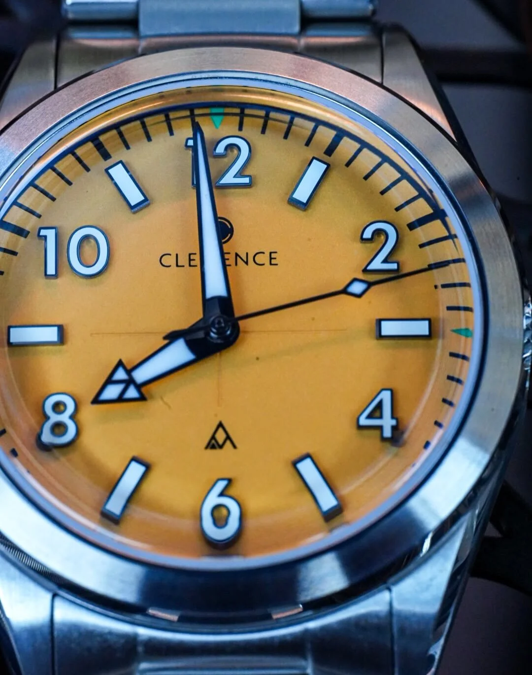 I&rsquo;ve been writing something very different recently, and completely outside my wheelhouse. I got a lot of work done on it this weekend, and hope that when I finish it doesn&rsquo;t suck. 🤣

I also had to bring my new @clemencewatches with me f