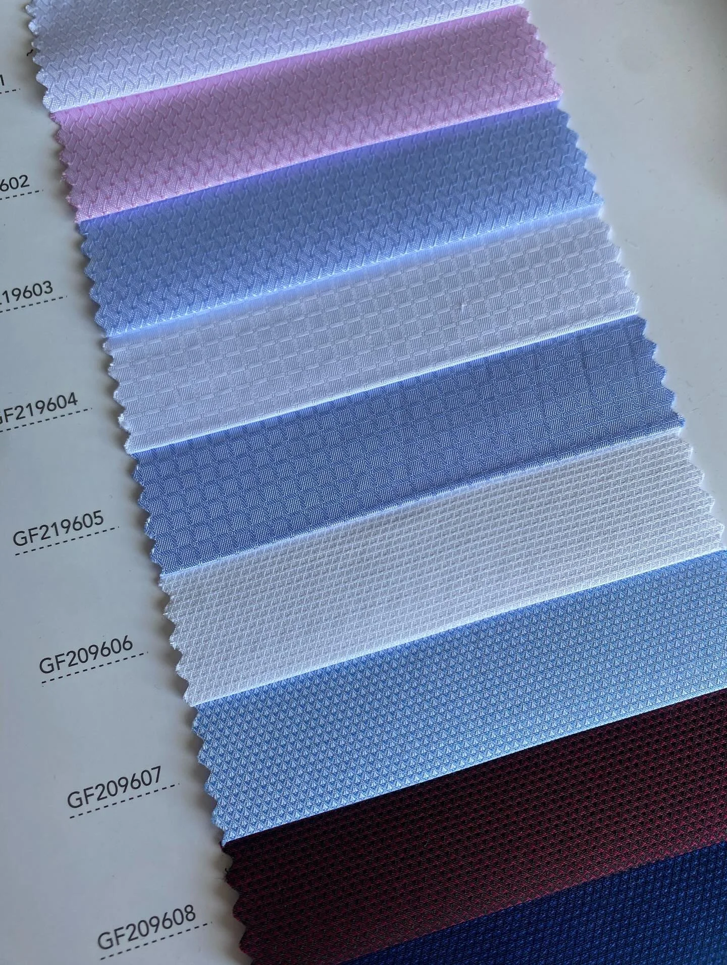 Don&rsquo;t settle for off the rack 👔

Wether it&rsquo;s business or personal a shirt should do more than just fit. It should move with you, flatter your shape, and feel fresh to put on. 

That&rsquo;s why our made to measure dress shirts are tailor