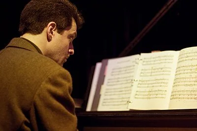 November 17th, 2006 at Anna's Jazz Island in Berkeley, California.
(photo credit - Gene Hecht)