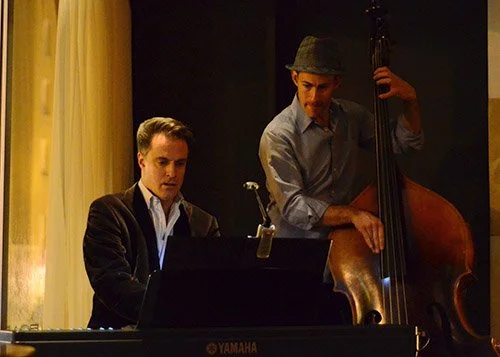 with Daniel Fabricant (bass) at Sugar Cafe, San Francisco, performing at a private event
hosted by Trendy Lime, March 8th, 2012.
(photo credit: Shubham Garg)