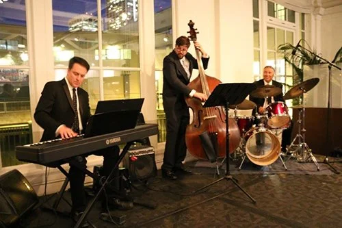 performing at La Mar with Jeff Denson (bass) and Kelly Park (drums),
San Francisco, California, September 14th, 2016.