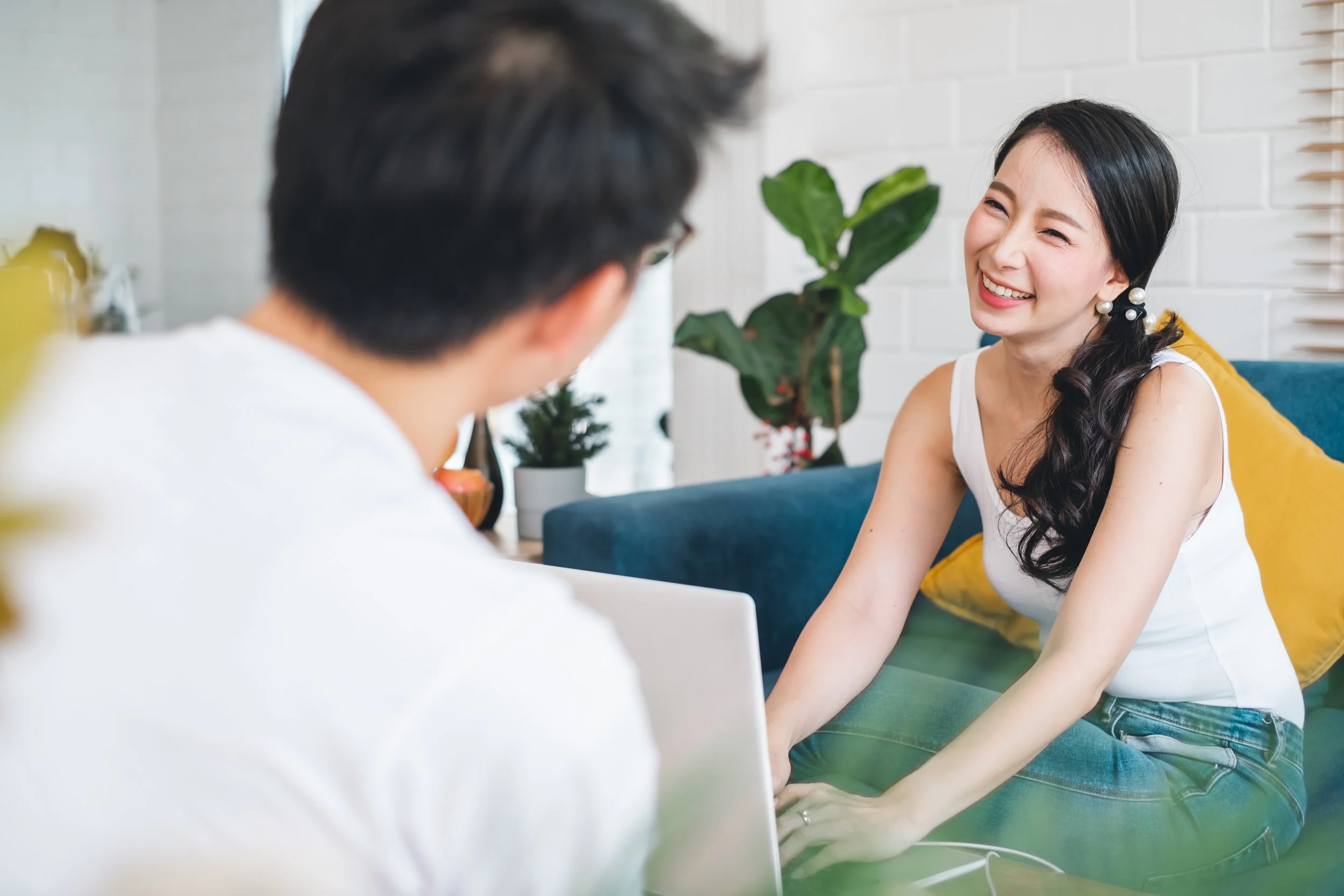 Find affordable Singapore therapy and online counselling. Connect with a Singapore therapist or empathetic listening service for safe, non-judgemental mental health support today
