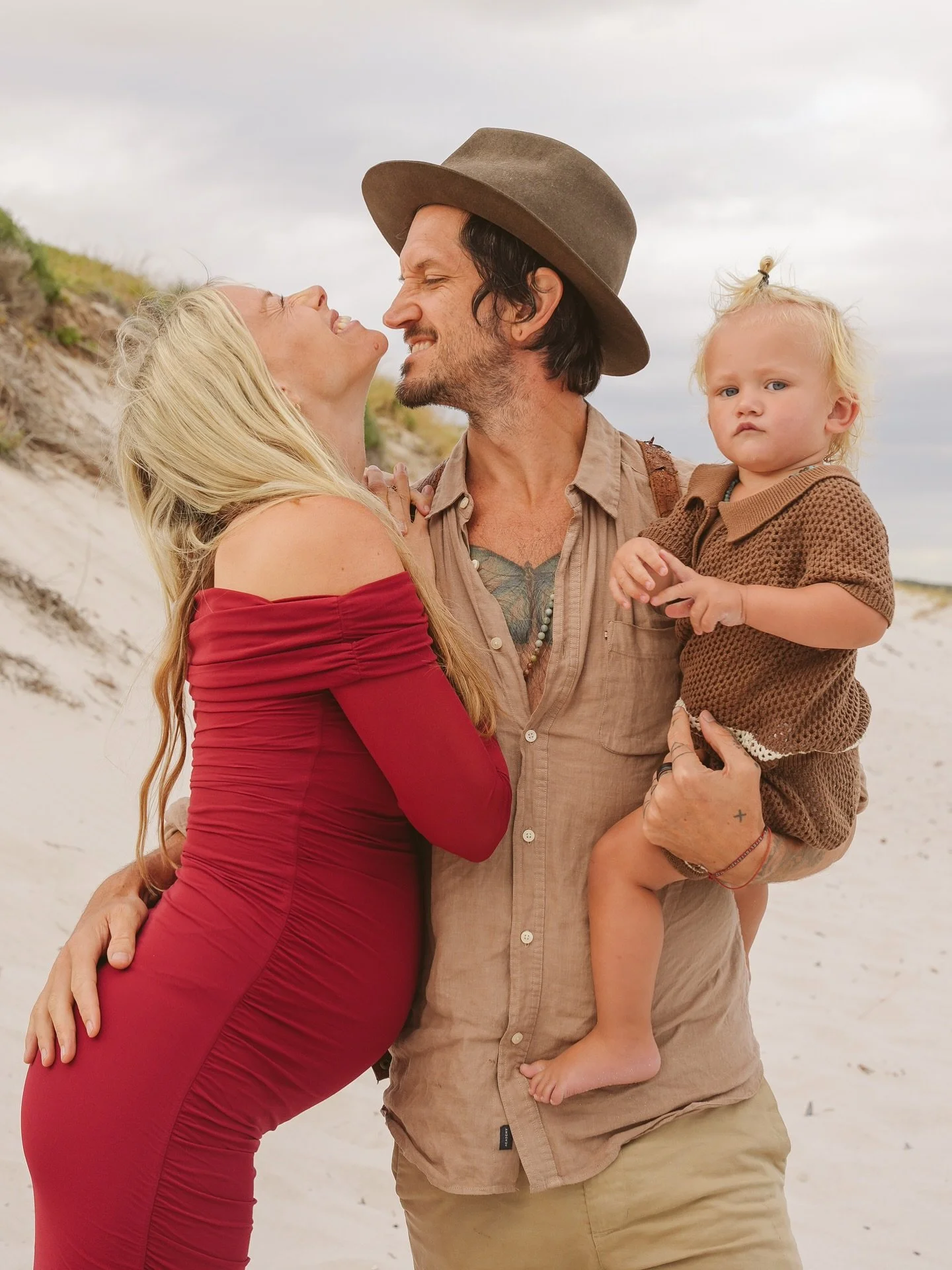 Every year on Valentine&rsquo;s Day I head to the US to assist @john_wineland in his Art of Sacred Intimacy intensive. An incredible week of learning, teaching and expanding the field of love for 170 people. 

Meanwhile, @sarahwarnaar holds it down a