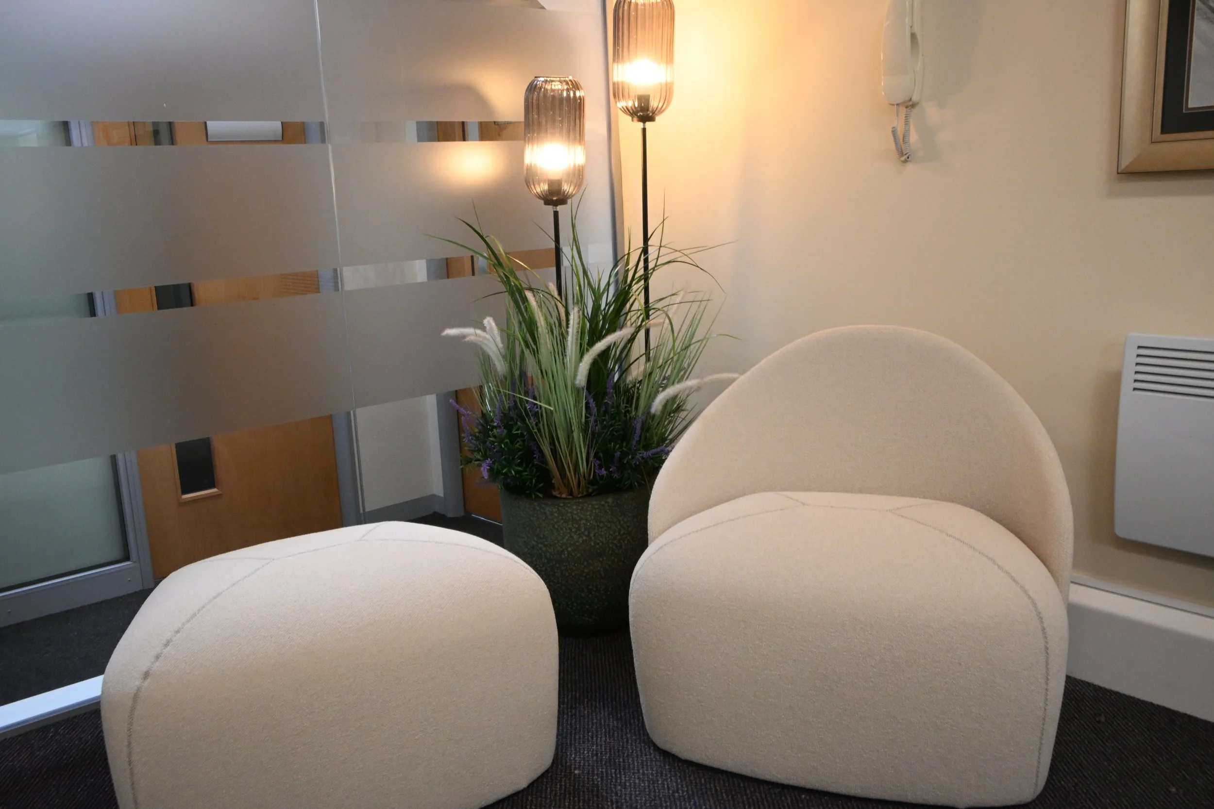 Top 5 problems designers are facing with furniture procurement and how to avoid them