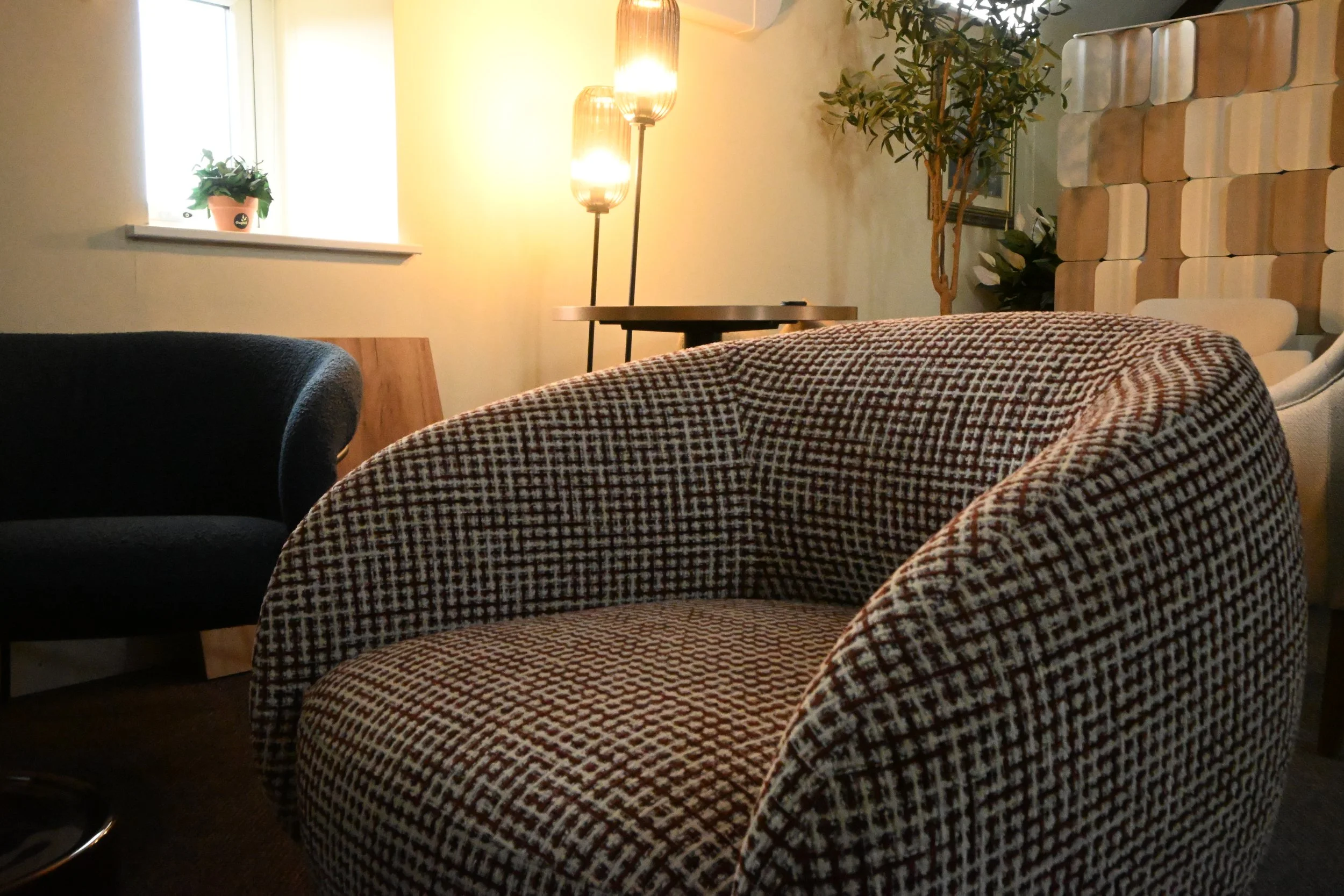Top Contract Furniture Trends Shaping Commercial Interiors in 2026.