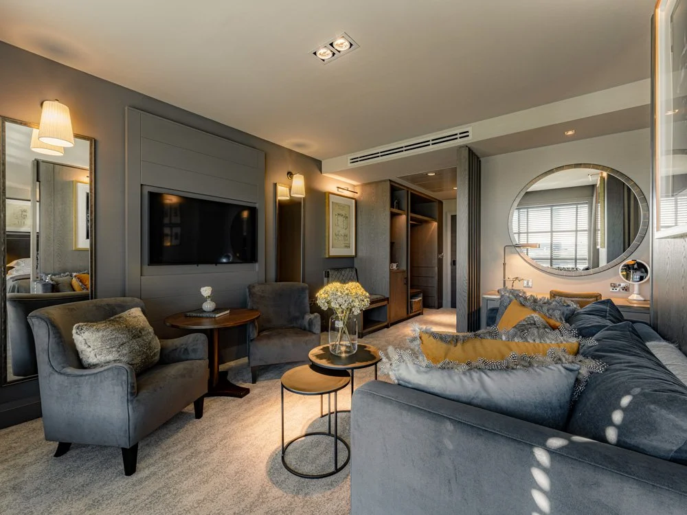 MAN-Junior-Suite-604-Variation-2-12.jpg