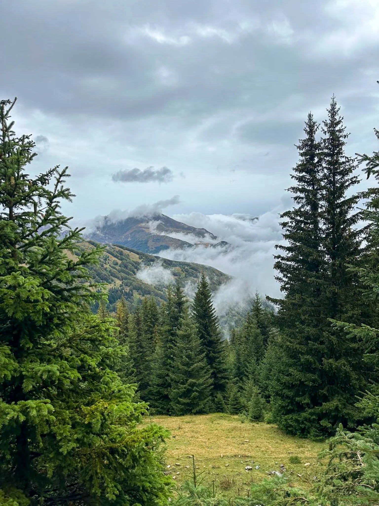 adventure-hiking-holiday .jpg