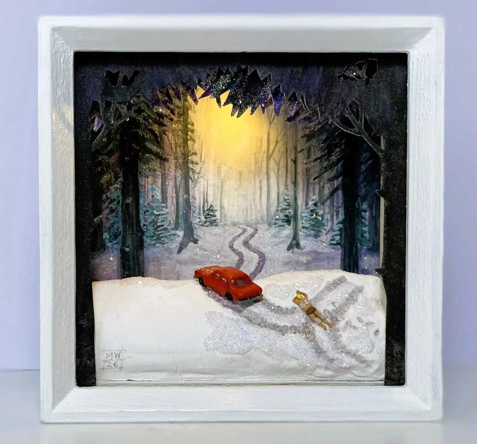 'SCORNED' 
Mixed Media/Lights-up (12.5cm x 12.5cm x 5.5cm)

--- £425/SOLD  --- 