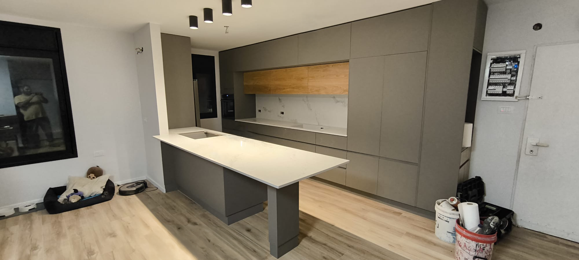 501 אבן קיסר caesarstone