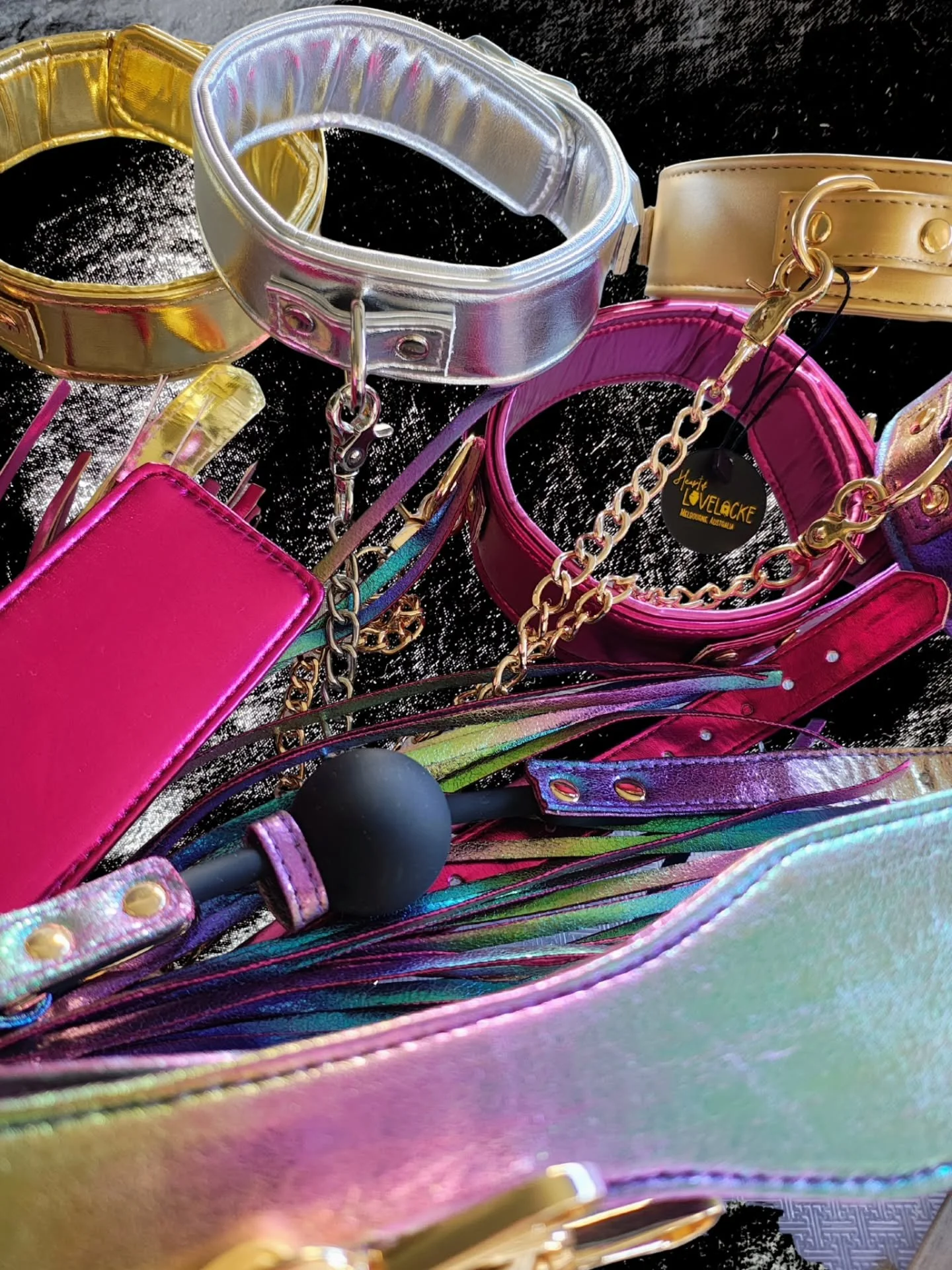 🌈@heartoflovelocke is your home of colourful k!nk this festive season (and all year round)✨

Silver Cu⛓️a &amp; Rainbow Sets are available @passionfruitshop🛍️Other colours including the NEW Silver Collar &amp; Champagne Set are available online or 