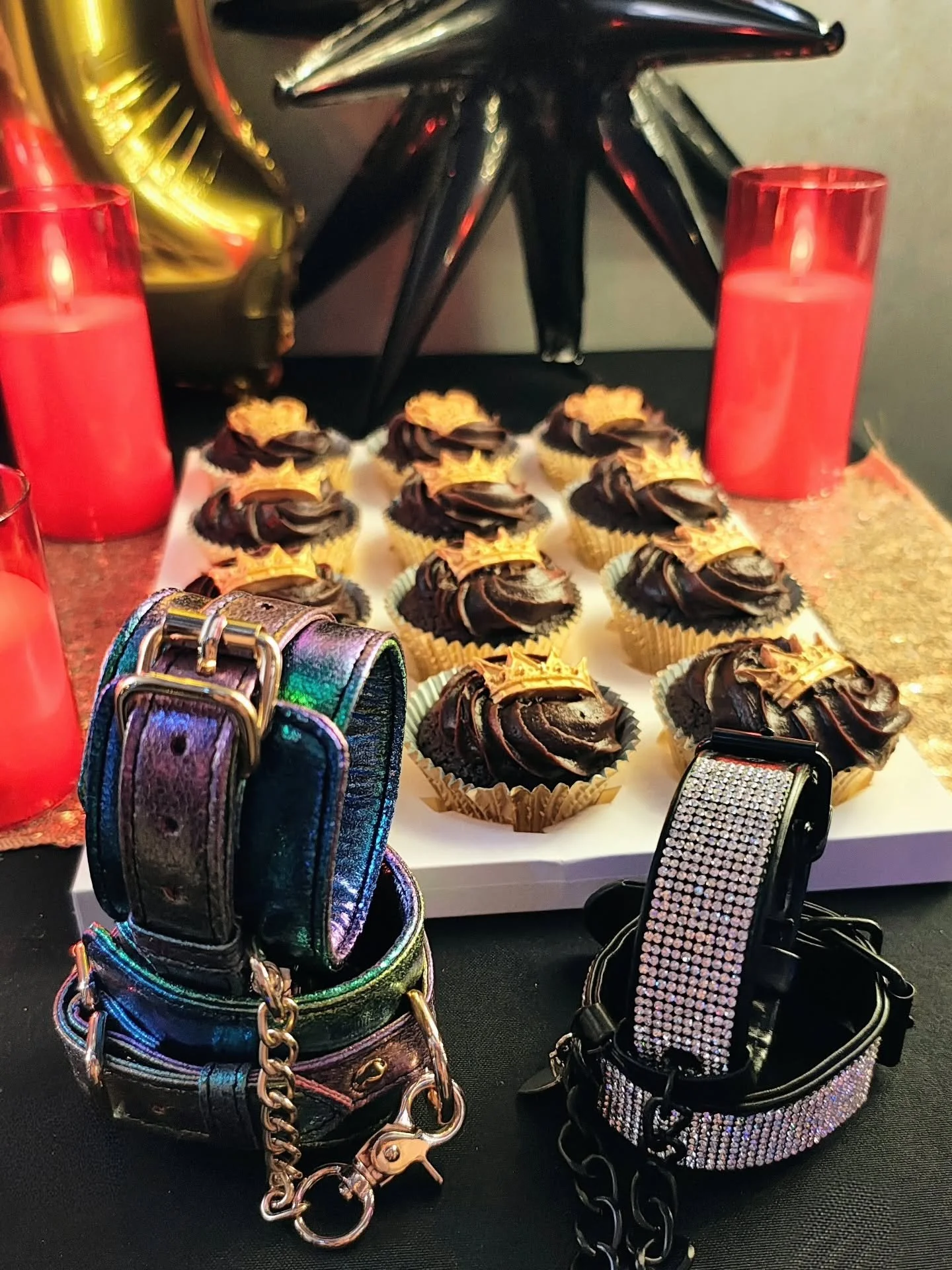 When sweets are your love language🤤Sweet and spicy treats  @theclubmelb for Empress Playspace's 1st Birthday.

#heartoflovelocke #alternativelifestyle #adults