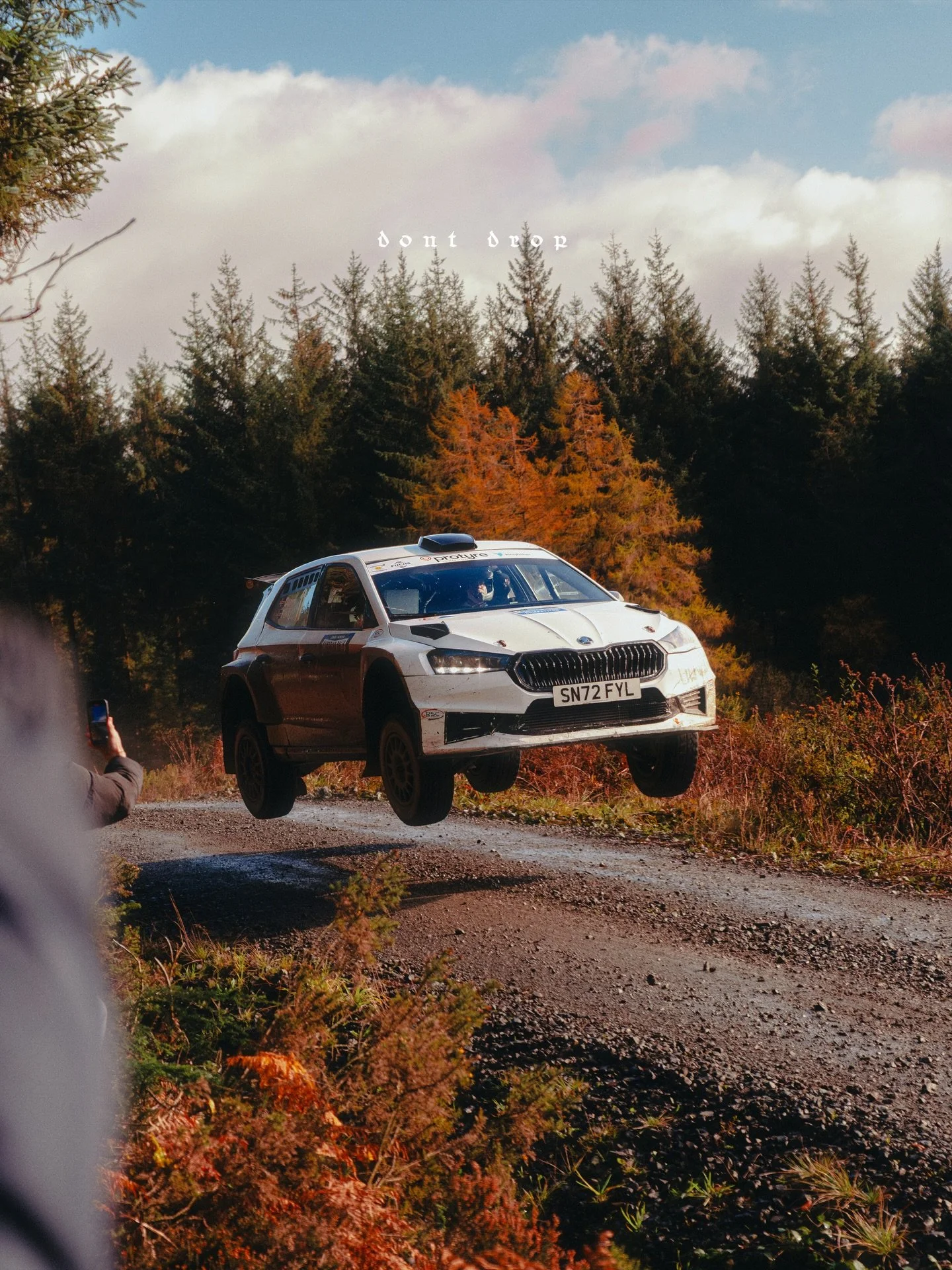 @danielsigurdarson and @bleiksteik taking flight at the Cambrian 2025

#dontdrop #rallyphotography #wrc #cambrianrally