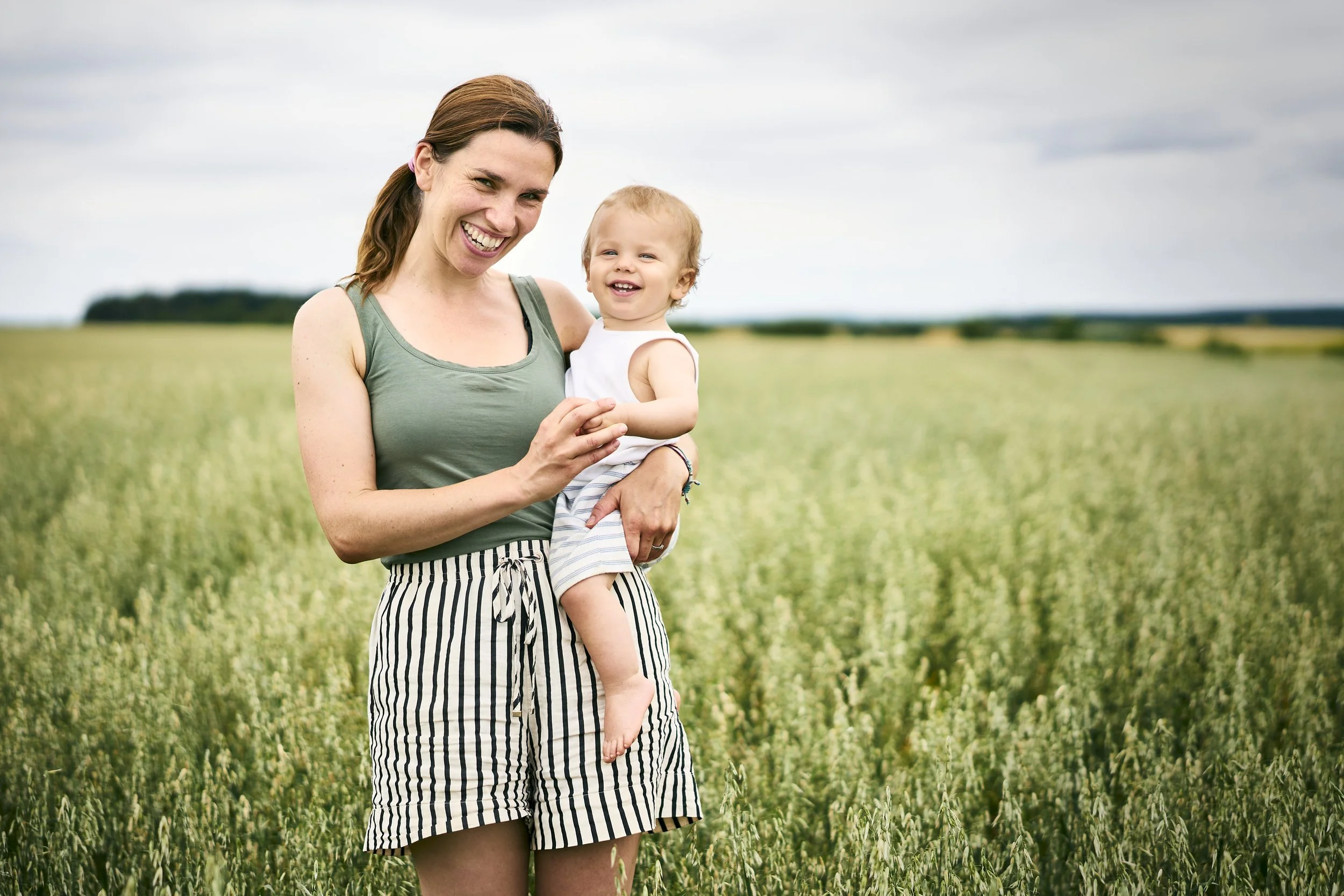 What To Wear For An Outdoor Family Photoshoot In Suffolk