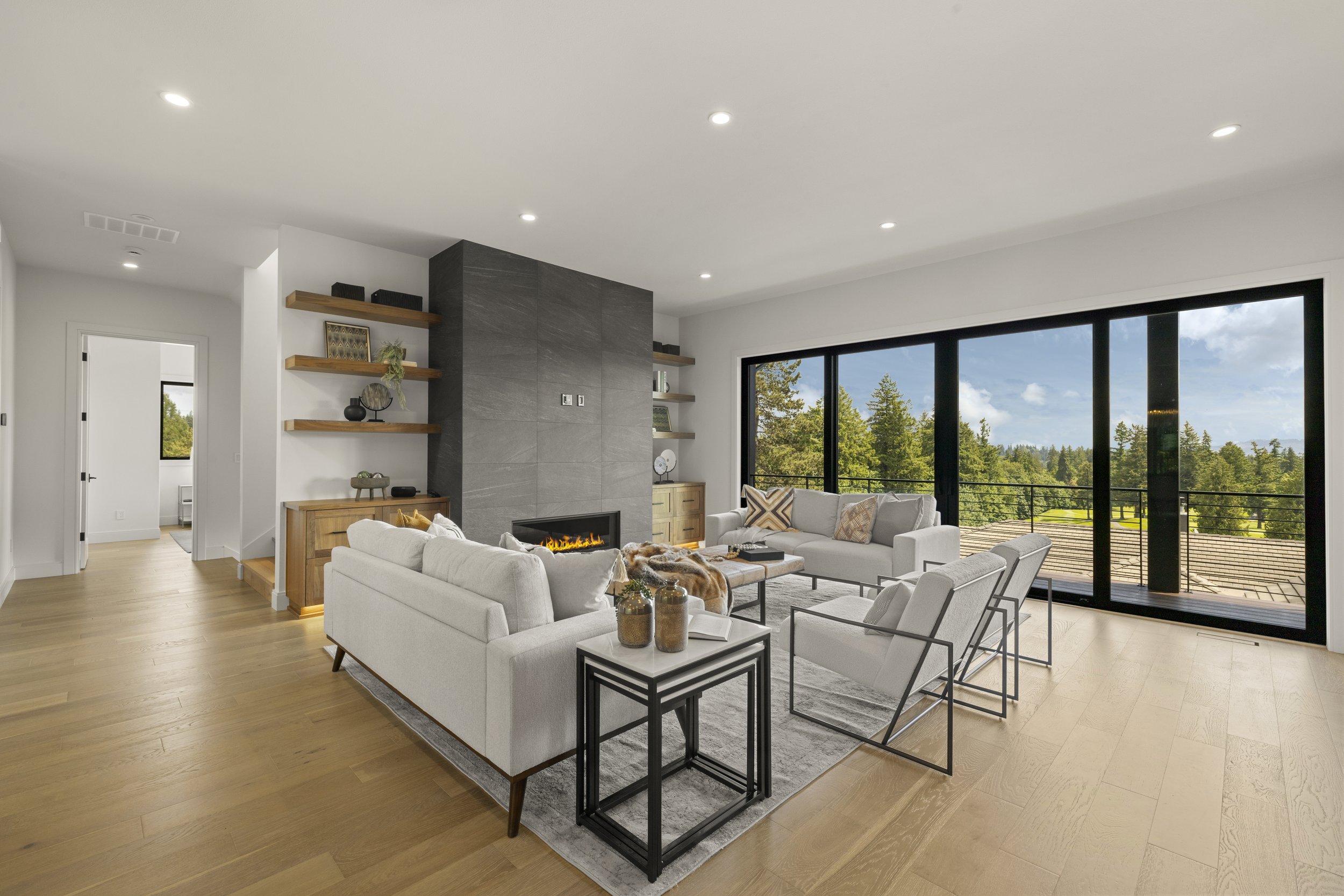 11-14410 Uplands Dr-11.jpg
