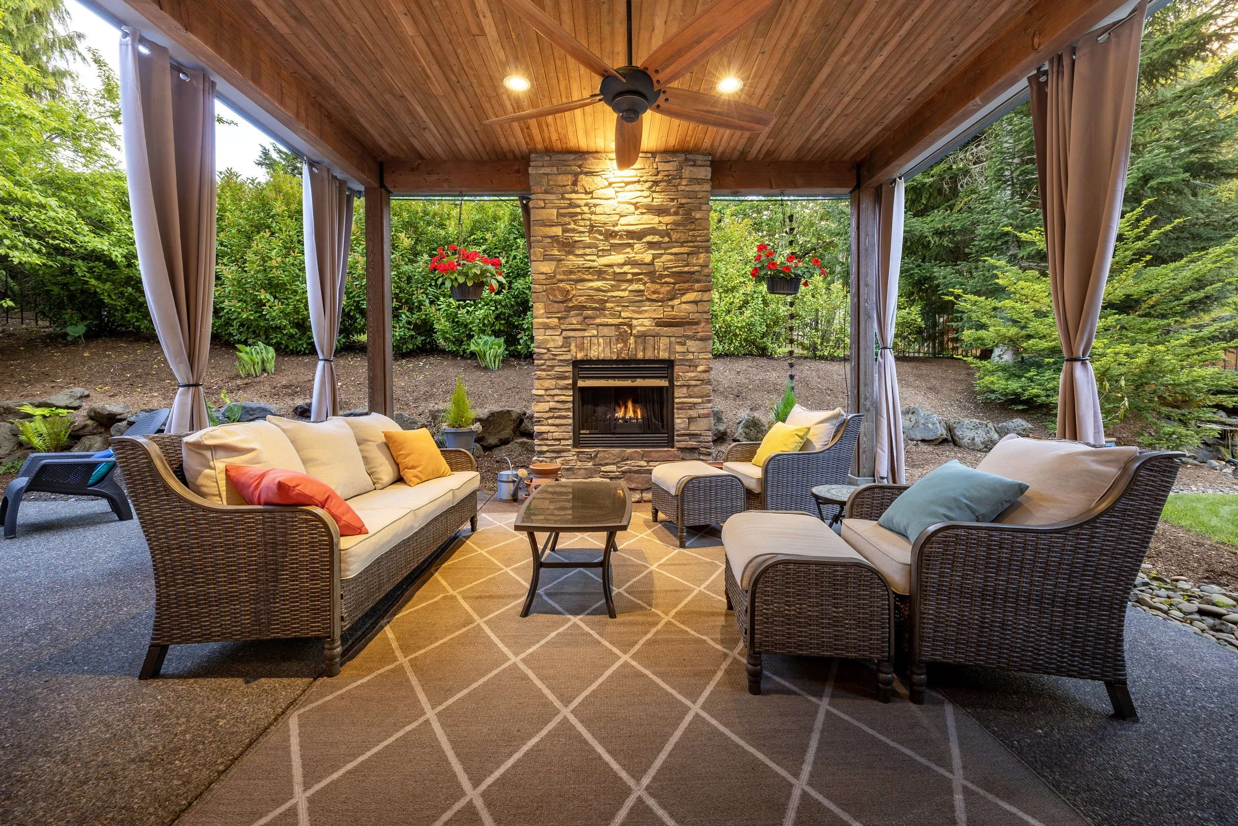 Backyard 2.jpg