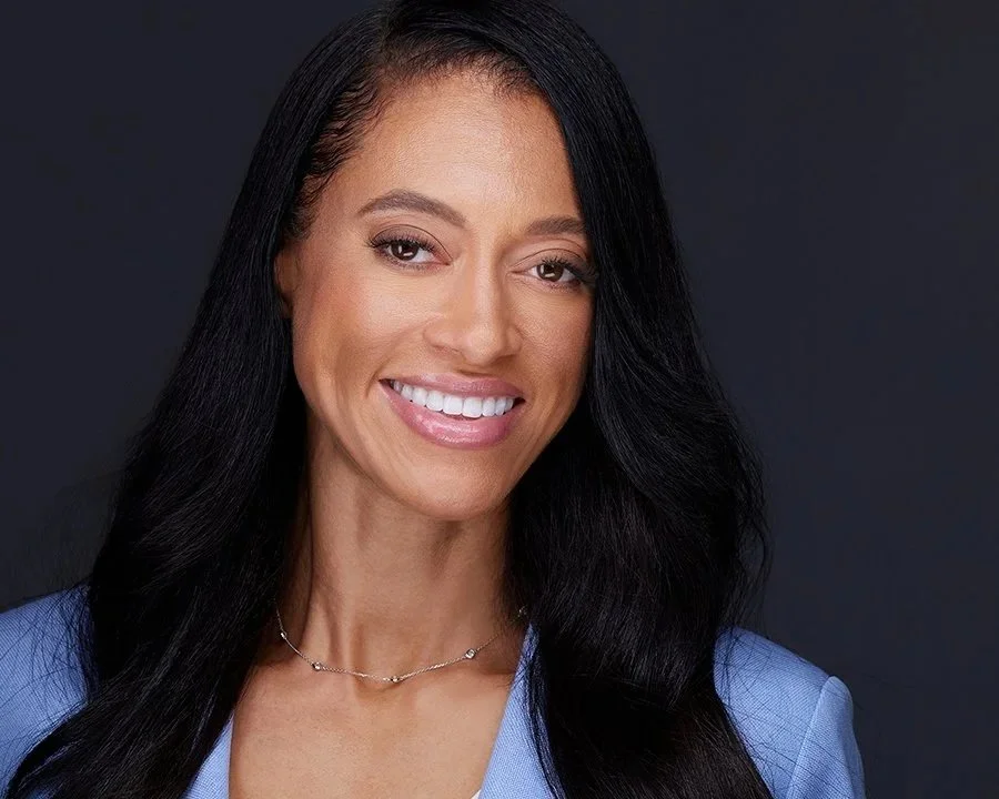 Professional headshots photographed in Orange County California for executives, business owners, and professionals who need polished, modern imagery that feels confident and authentic. My headshot sessions are designed to create clean, flattering por