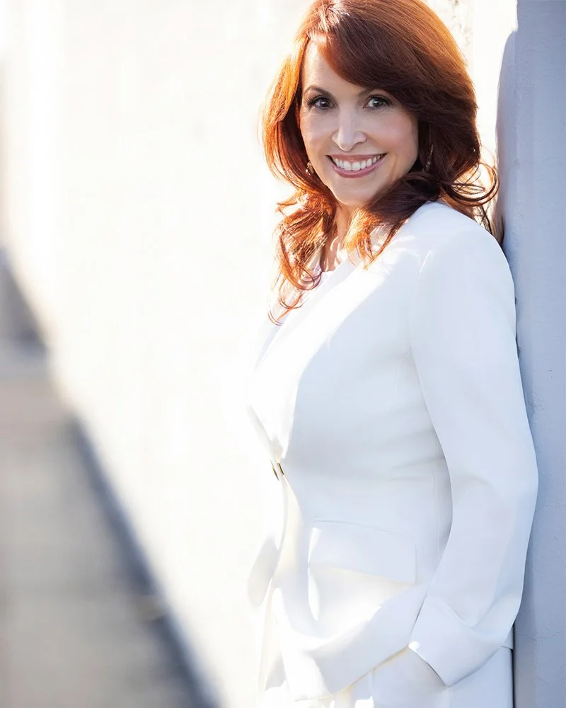 Natural light personal branding portrait of Lori Banks, photographed by Alex Abercrombie at her Costa Mesa studio in Orange County, California. This modern, relaxed portrait was created for dating profile photography, showcasing the kind of authentic