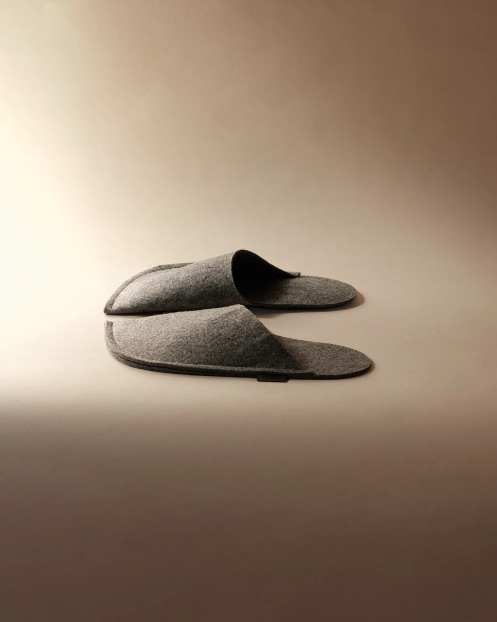 Kaaita_Pure_RePett_Grey_Hana Jelovcan_03 Large.jpeg