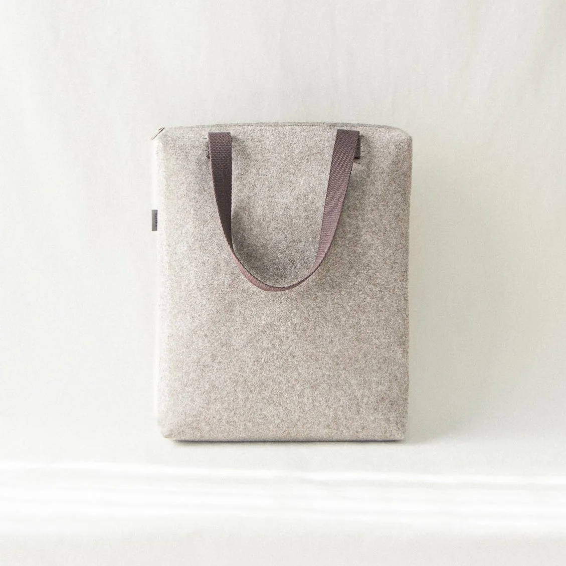 Kaaita_Tote_Bag_beige with brown handles.jpg