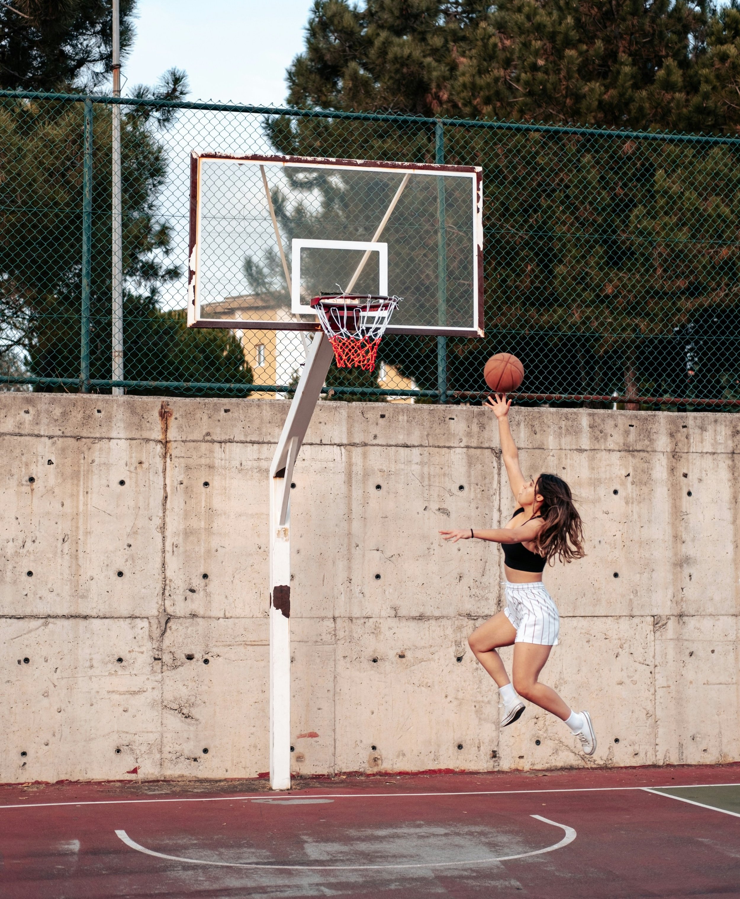 Between the rim & Reality