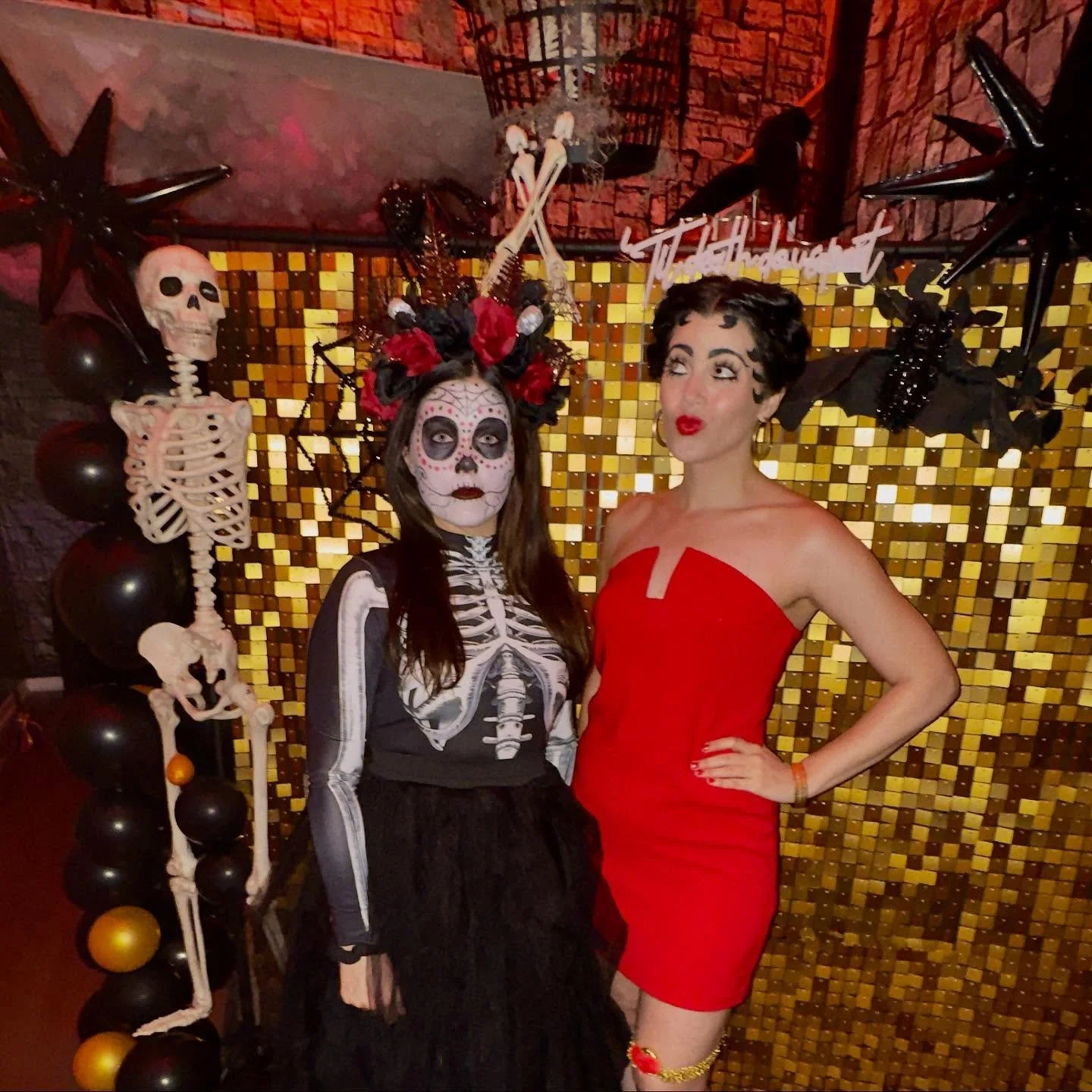 1. We are obsessed with Halloween. 
2. My sister should start a Halloween home decorating business because she&rsquo;s so insanely talented and creative. 
3. I wish it could be Halloween every day.
4. The end 🎃💗

#halloween #halloween2025 #bettyboo
