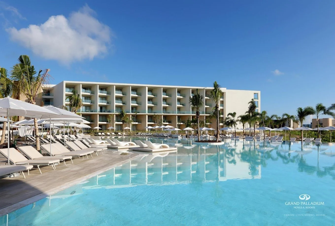 grand palladium.jpg