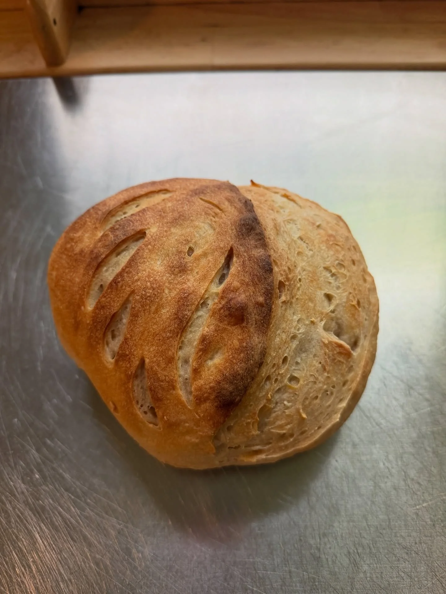 Finally reactivated my starter and baked a loaf. Tell her she&rsquo;s pretty