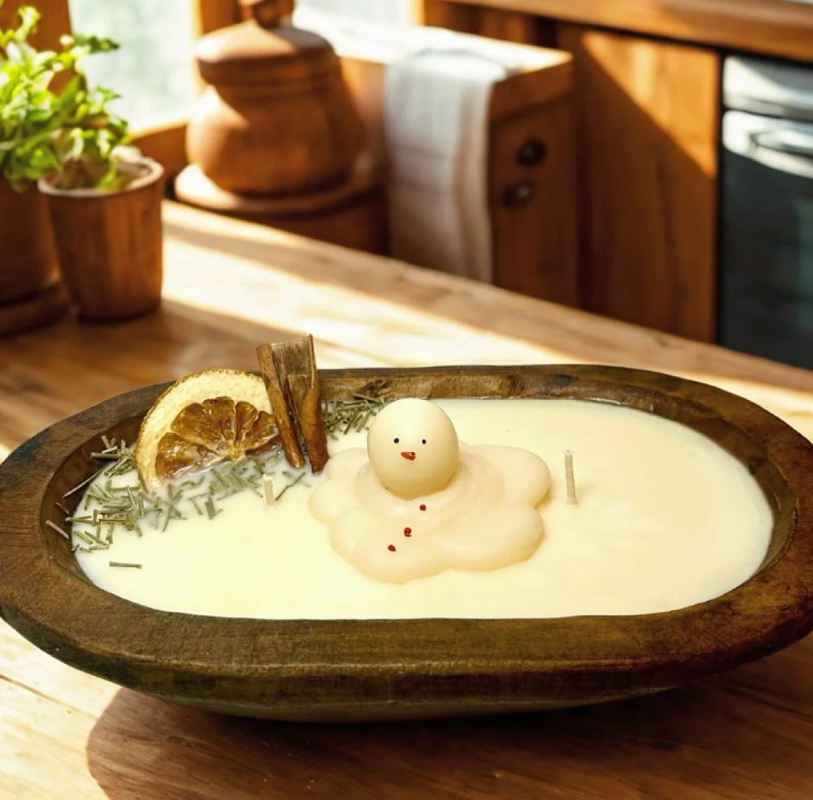 Only a few snowman dough bowls left! Order by Thursday for Christmas delivery!
.
.
.
.
#SoyWaxCandles #HandPouredCandles #EcoFriendlyCandles #NaturalCandles #CleanBurn #VeganCandles #CandleLovers #CandleAddict #CandlesOfInstagram #HomeFragrance #etsy