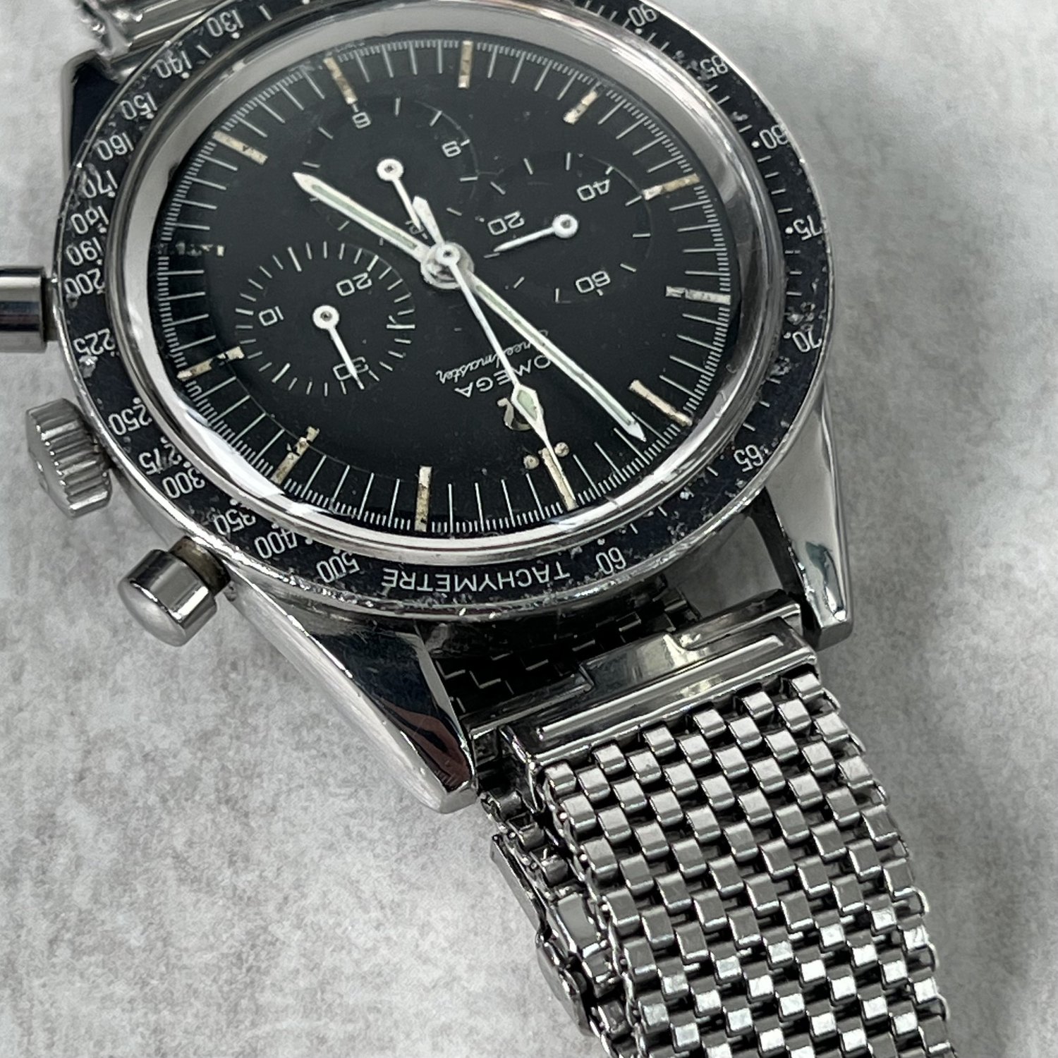Omega Speedmaster — Chronocouver