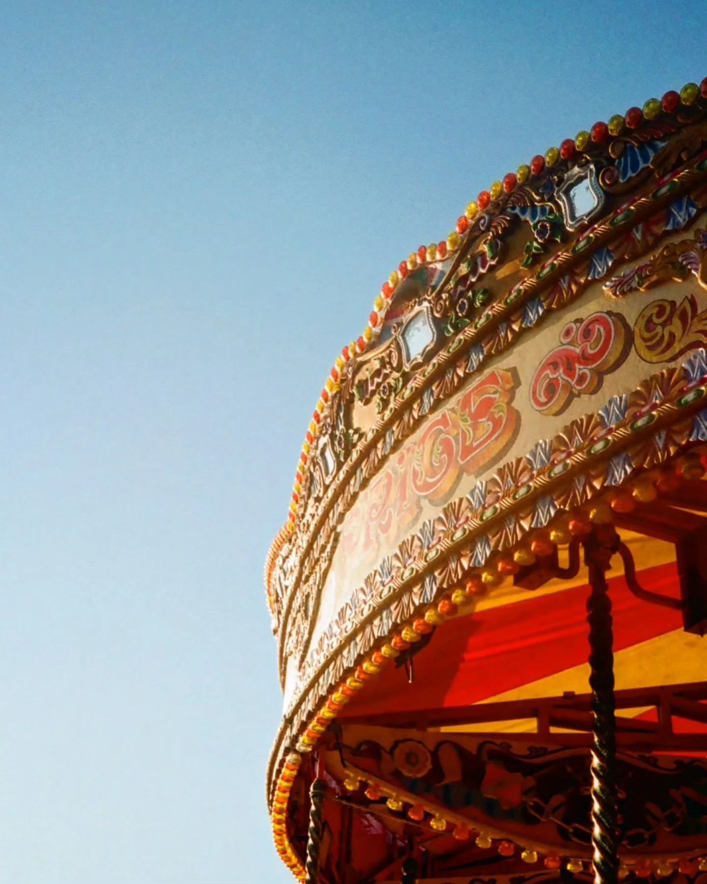 A day in Greenwich on #film 📸 🎞️
#kodakcolorplus200 #konicac35