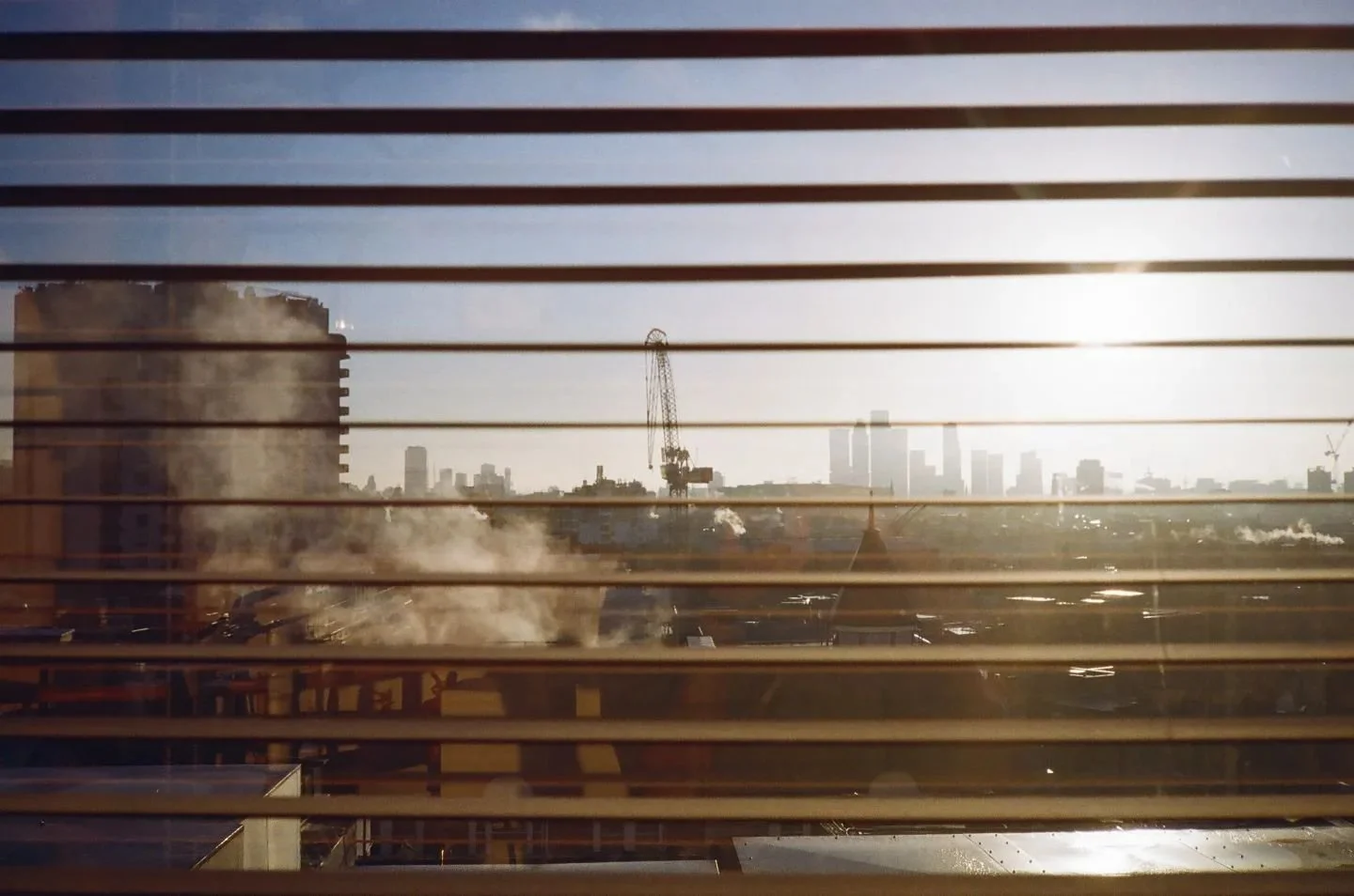 Good morning 🌞 
🎞️Kodak Gold 200
📷Konica C35

#konicac35 #kodakgold200 #londonskyline #filmphotography