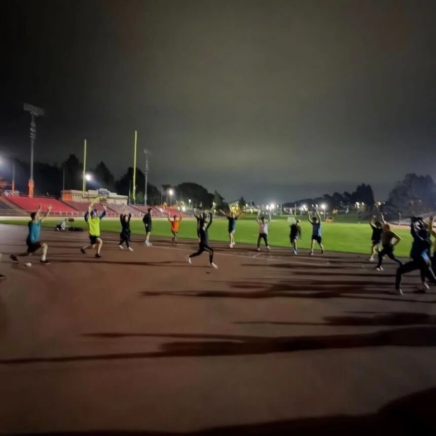 Wednesday track at Kezar 🏃&zwj;♀️

300m repeats - just short enough that you can keep repeating them, and just long enough that you&rsquo;re entitled to eat anything (I MEAN ANYTHING) you want at the social after 😅🍕

Don&rsquo;t let pic 1 scare yo