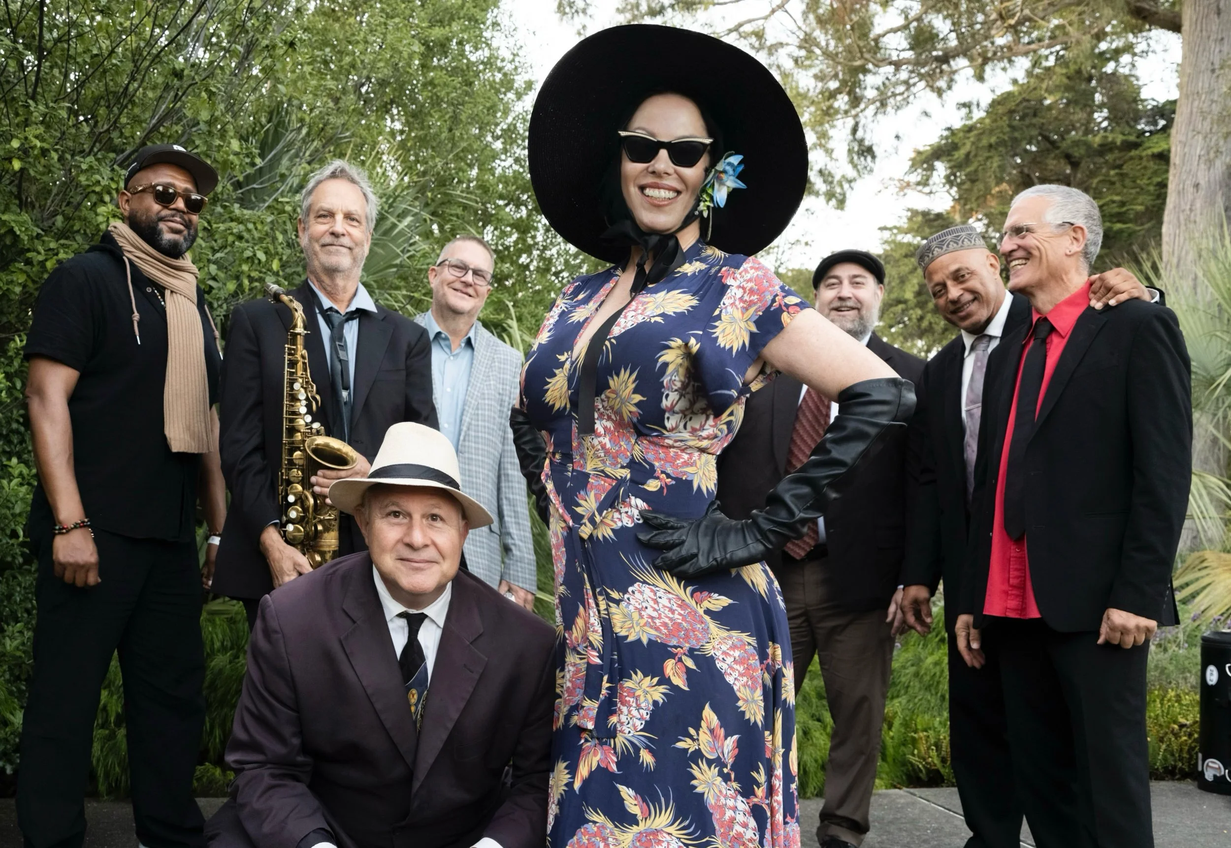 A Christmas Swingin’ Spectacular with Lavay Smith and Her Red Hot Skillet Lickers
