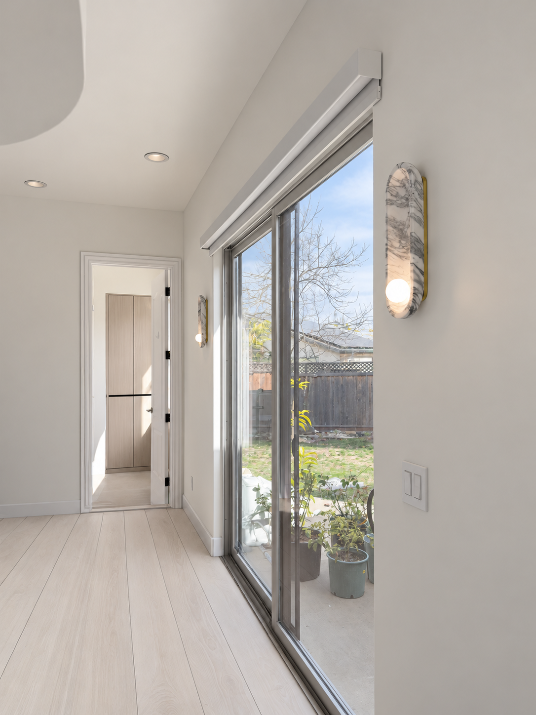 saratoga-residence-hallway-01.png