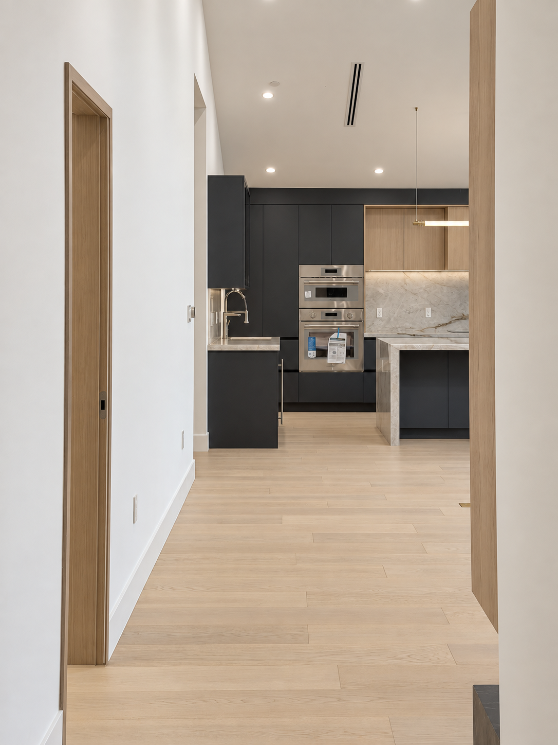 palo-alto-residence-kitchen-07.png