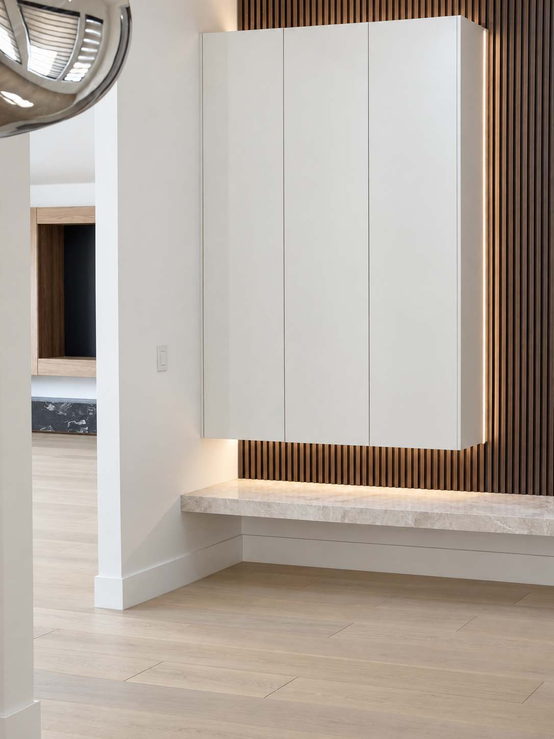 palo-alto-residence-foyer-02.png