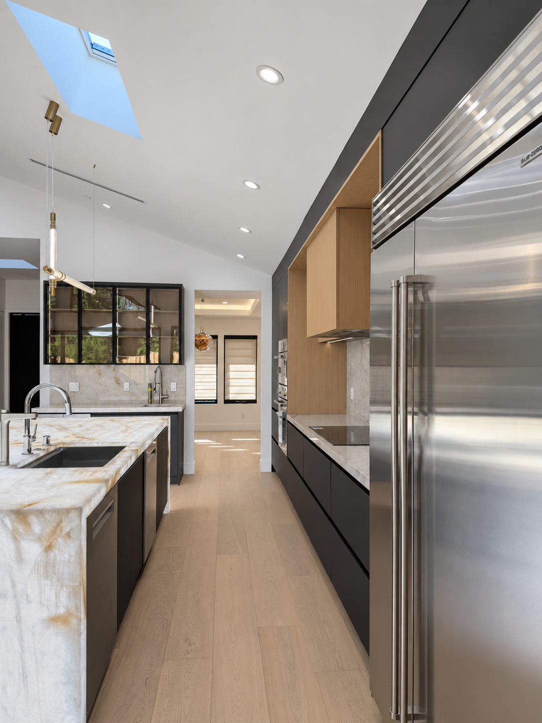 palo-alto-residence-kitchen-03.png