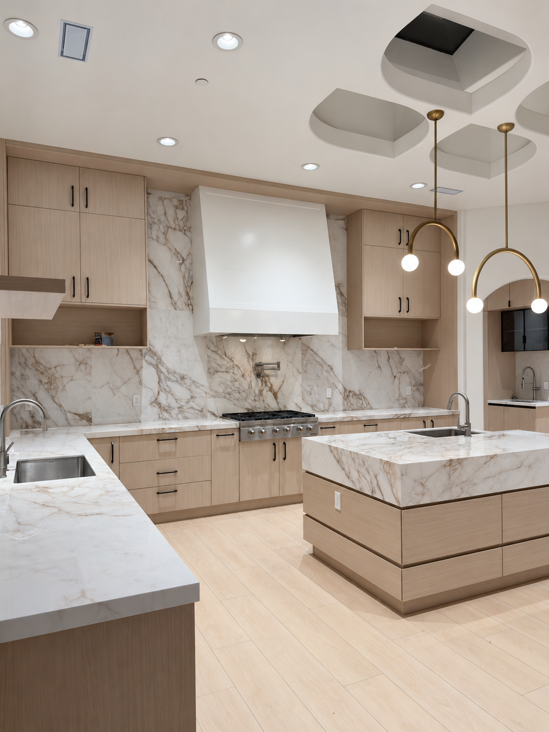 saratoga-residence-kitchen-04.png