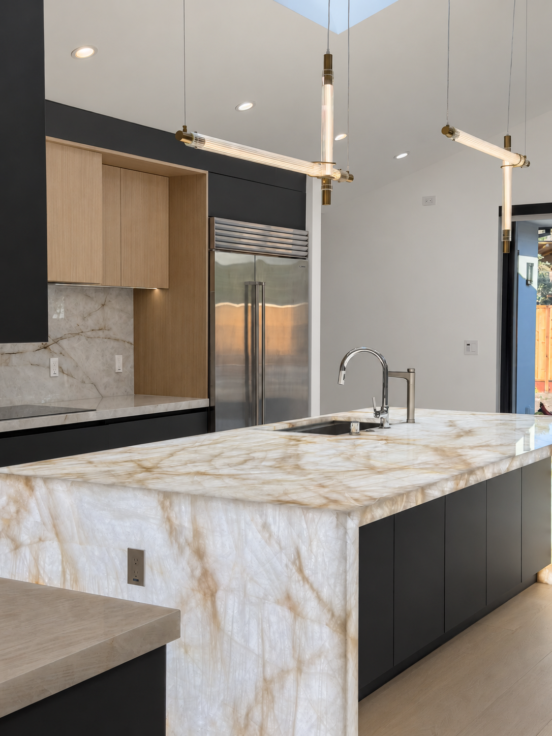 palo-alto-residence-kitchen-04.png