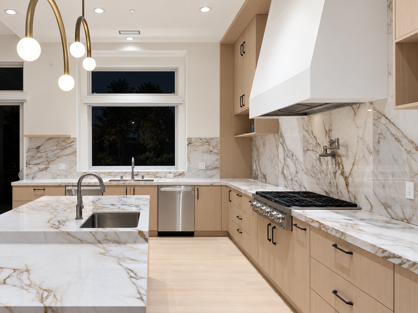 saratoga-residence-kitchen-05.png
