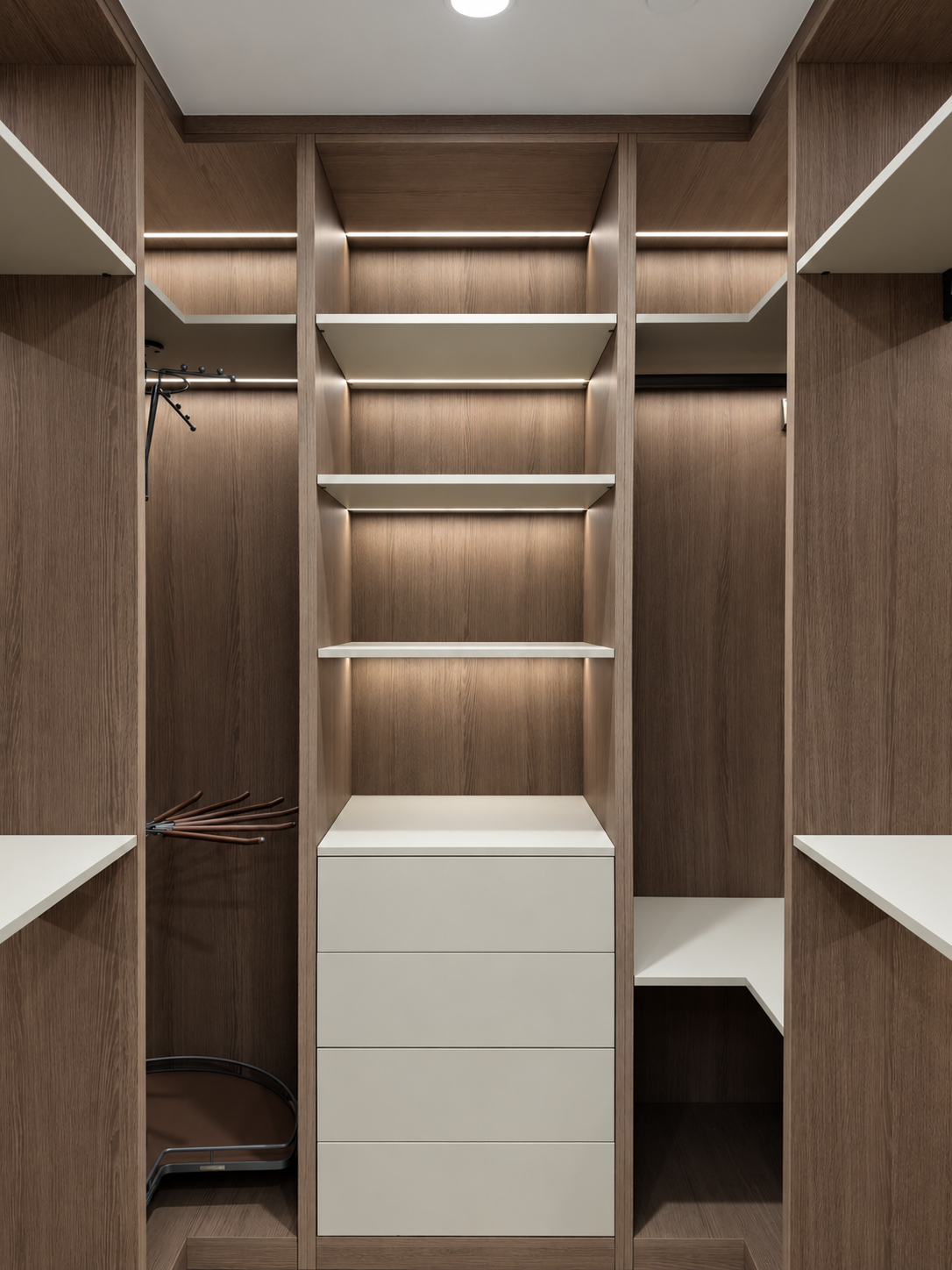 palo-alto-residence-office-closet-03.png