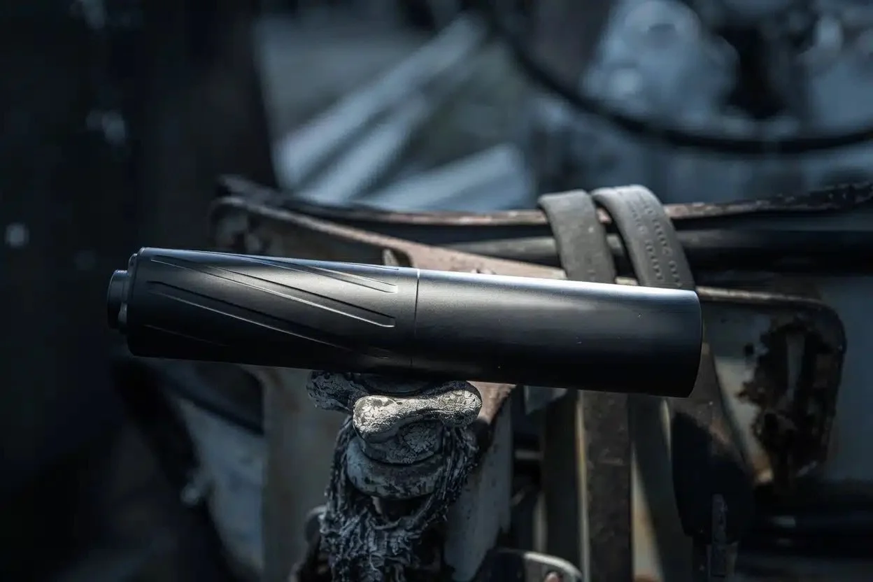 The BANISH VRMT 223 Ti was designed as a versatile, no-compromise .223/5.56 suppressor that fits the needs of the average shooter. Look 👀 in the bio for more info 👆 #100daysofsilence